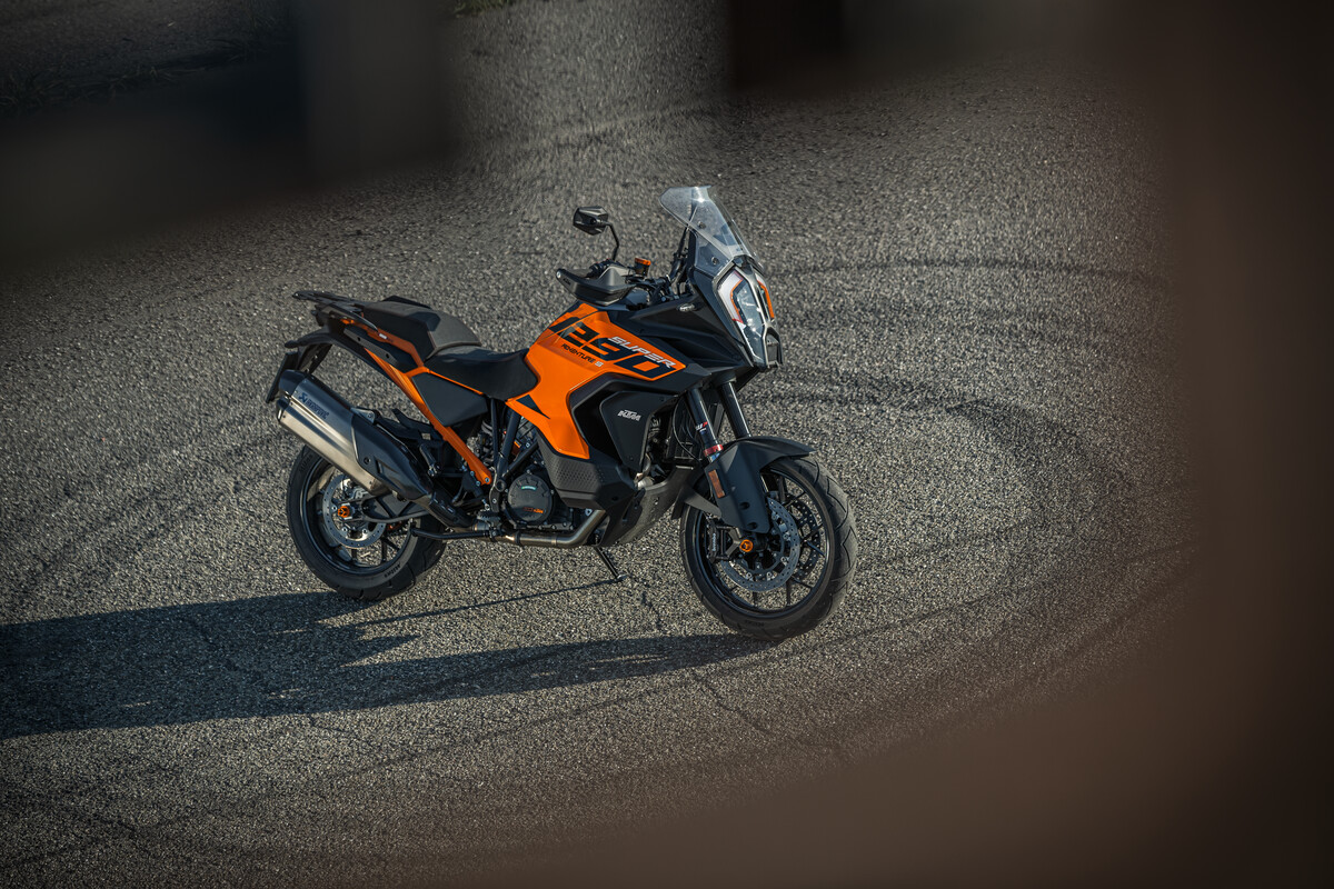 483673_MY23 KTM 1290 SUPER ADVENTURE S - Statics - CAT A_EU_ Global